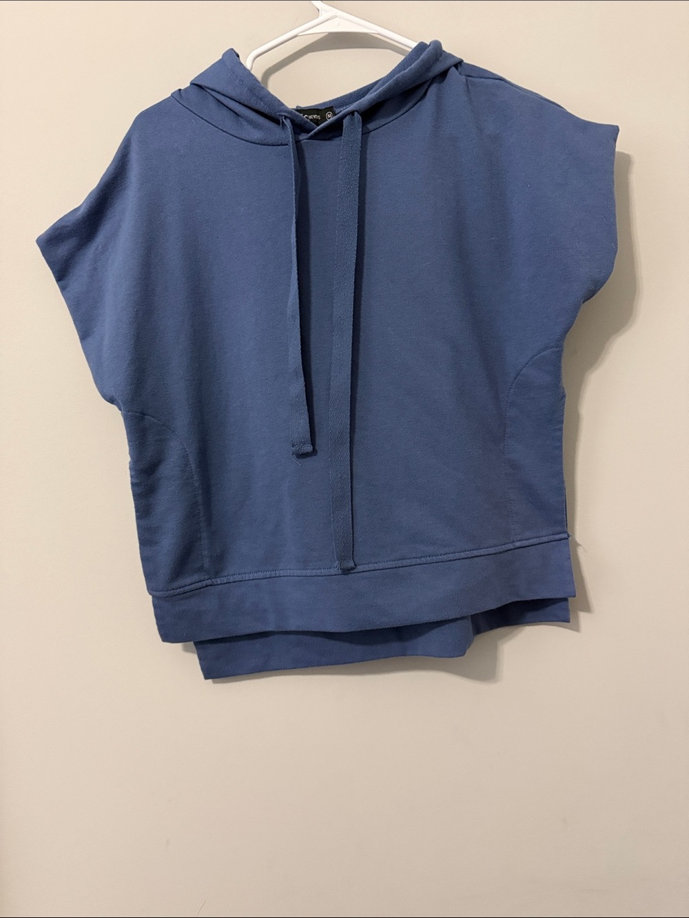 Miss Chievous Navy Short-Sleeve Hooded Sweatshirt-Size Medium